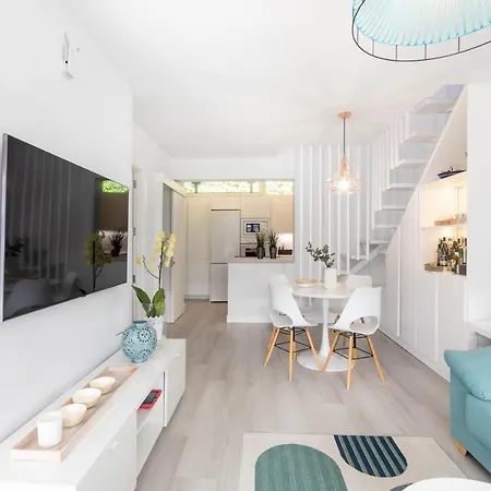 Precioso Apto En Complejo Residencial Con Piscina